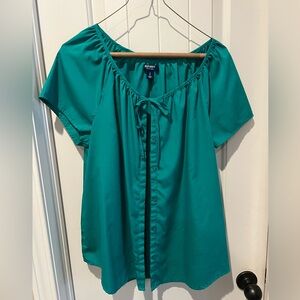 Old Navy Relaxed Green Tie Front Puff Sleeve Top